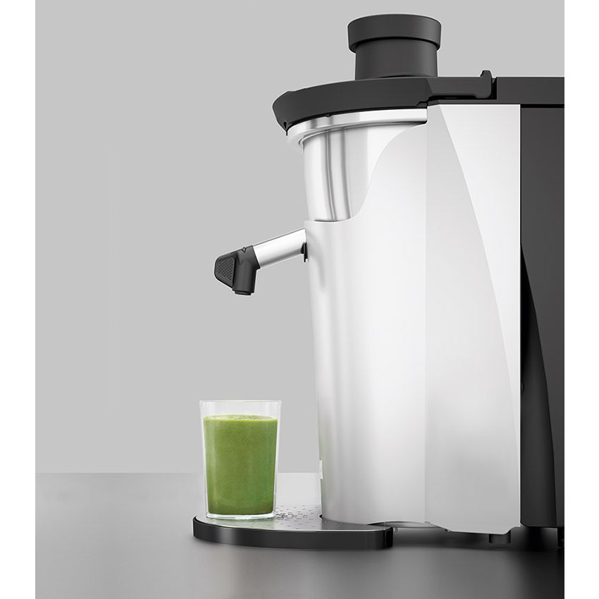 Zumex Multifruit - commercial centrifugal juice extractor